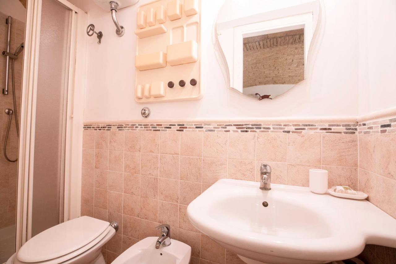 Restart Accommodations Balestra Roma Exterior foto